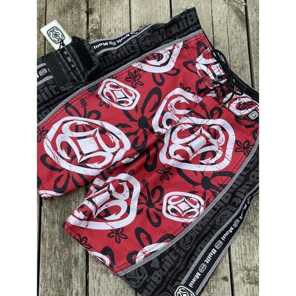 Men’s Maui Built Hawaii Black & Red Classic All Over Logo Surf Board Shorts 28 - Picture 2 of 12